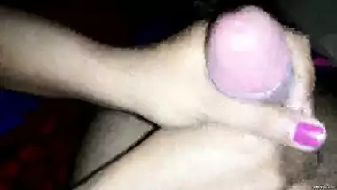 Indian Handjob with Twisting for Hot Season and Cold Season Cum
