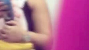 Indian voyeur Upskirt and nice legs