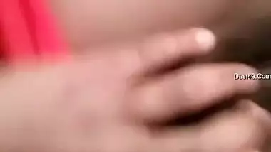 Today Exclusive-cute Desi Girl Record Her Fingerring Video Part 3