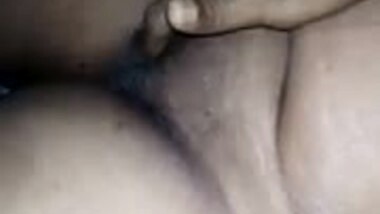 Fingering wife