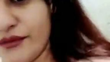 Cute Paki girl topless viral video call sex