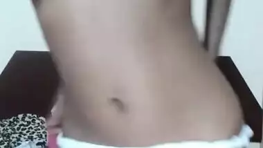 Amateur Skinny Indian Desi Teen Sins By Showing Big Tits