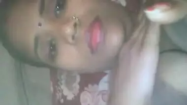 Sexy Indian Wife Showing Her Boobs And Pussy