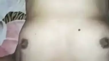 Mature Bhabhi enjoying oral sex on cam