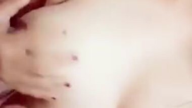 Bengali big boobs GF topless seduction viral MMS
