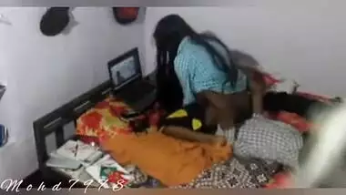 Sucking Sexy Chut Of Uttar Pradesh College Girl