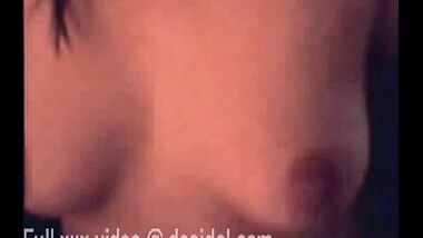 she showing her bbg boobs