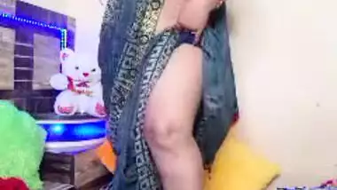 Geeta house wife Cam Sex Show