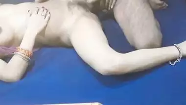 Indian college girlfriend horny to get fucked