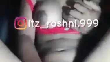 Bangladeshi Horny Girl Roshni Masturbating Wearing Hijab