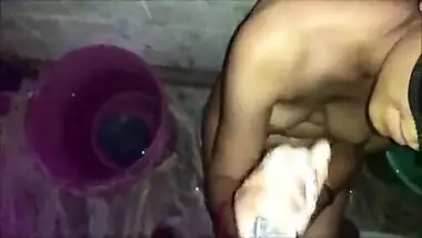 Bangla couple bathing and fucking together – Bangla porn