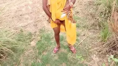 Radhika Bhabhi Ki Khet Me Chudai Indian Outdoor Sex In Hindi