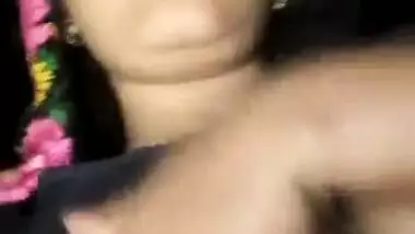 Muslim Bhabhi nude MMS video leaked online