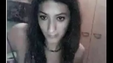 Indian porn clip of strip tease on cam