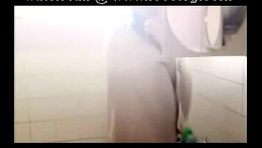 Cute Indian Nude Girl Hair Setting