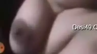 Cute Bangla Girl Showing Her Boobs And Pussy