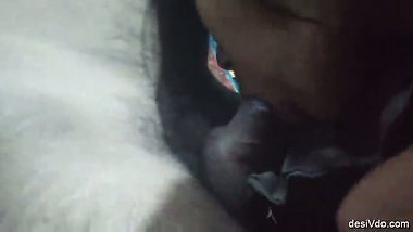 Desi mouthing lover at home