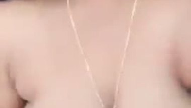 Telugu xxx video of a sexy lady showing her soft boobs