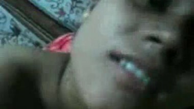 Shy south indian women show her nude body to his boy friend first time