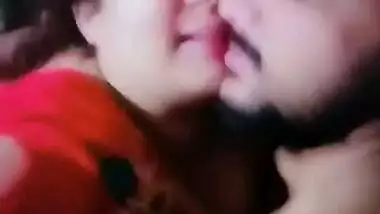 Desi lover sexy kissing video