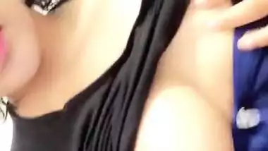 Cute Indian Girl Showing Boobs