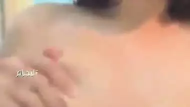 Big ass Pakistani sex girl fingering asshole