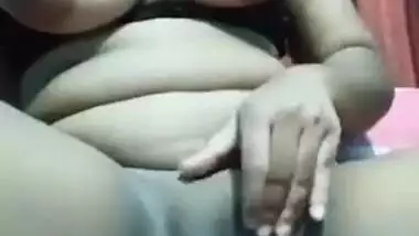 Sayma Akter Dipty Saree Removed & Fingered Hard Horny as fuck