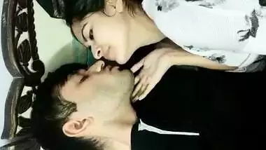 Hot Desi Beautiful Girl Muskan Malik Video Part 2
