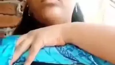 Indian nude girl from Hyderabad shows her big boobs