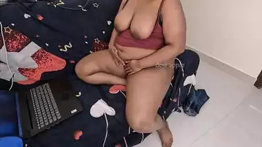 chubby indian girl getting horny while watching porn videos