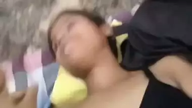 Outdoor Tamil sex video of a Chennai lady with a stranger