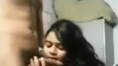Desi Girl Giving Blowjob