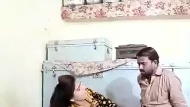 Rajasthani village lady getting fucked by truck driver