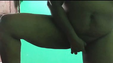Velamma Bhabhi Desi Nice Show Masturbating...