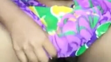 spicy indian shows off!!