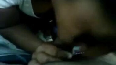 Indian college girlfriend blows for cam