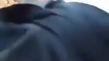 Hot Pakistani Aunty Enjoying Sex In Car