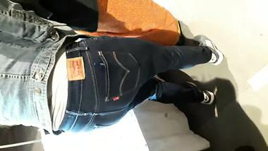 Desi Girl Tight Jeans Ass,