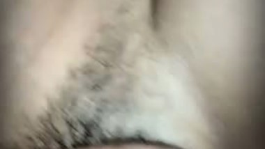 ඇගිලි සොමිය(my girlfriend fingering to her wet...