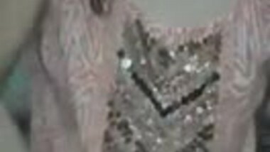 my desi girl nisha masturbating for u