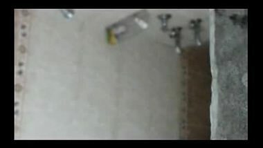 Neighbor girl bathing free porn MMS scandal video