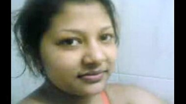 Cute young Bihari lovers foreplay mms scandals