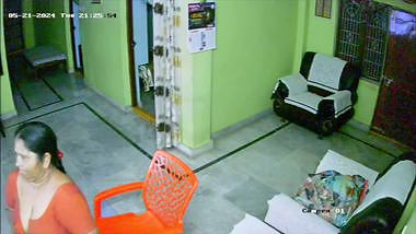 Mature aunty in blouse changing dress nude show