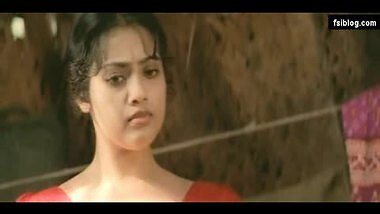 Meena Hot Midriff Show off and Saree Dress Up – FSIBlog.com