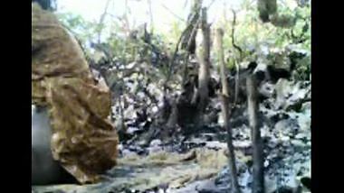 Village Lovers Enjoying Hardcore Fuck in Jungle Mms