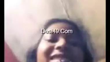 Desi surprises internet friend showing boobs during the video call