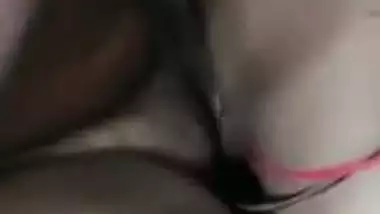 Skinny husband fucks Desi housewife's XXX trench in missionary