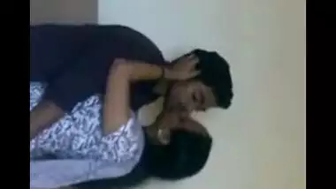 Indian college girls romance at rest room (Bathroom)