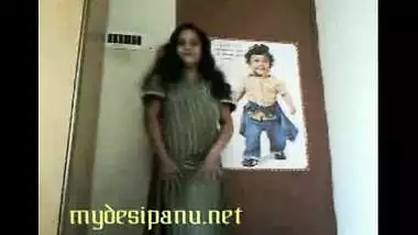Indian lady doctor Ramya on cam