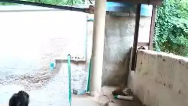 Desi cute teen girl bath hidden cam video capture